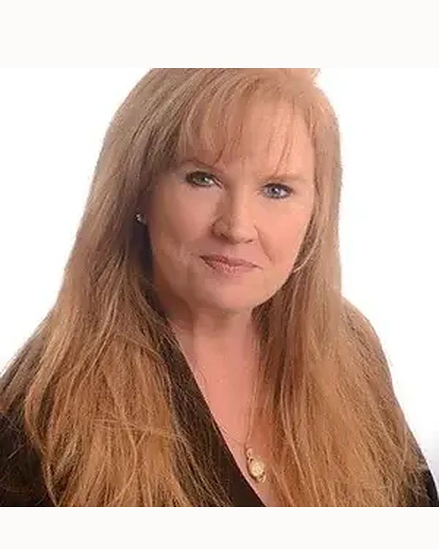 Michelle Mathis, REALTOR with Epique Realty in New Braunfels, Texas